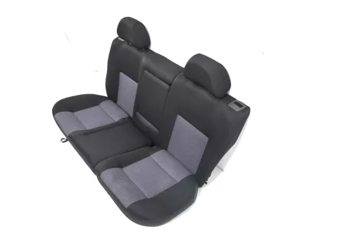 Golf 4 Limousine Sitz Rückbank Rücksitzbank Sitzfläche Sitze Kopfstützen schwarz (145813)