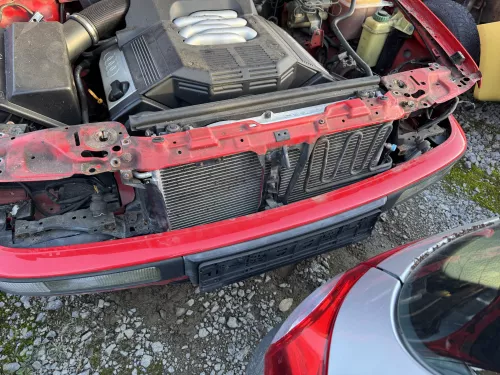 Audi 80 Schloßträger Halter Kühler Lüfter 8G0805591B Querrohr Querträger ROT (146275)