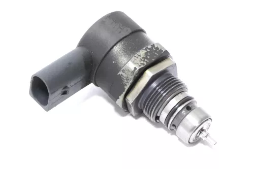 Amarok Druckregelventil 2.0 TDI 057130764AB Raildruck Sensor CNEA (146319)