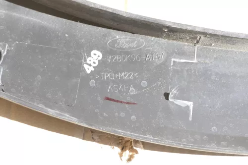 Ford Transit Leiste Abdeckung  Kotflügel Zierleiste vorne links Radlauf TTS TTG (146653)
