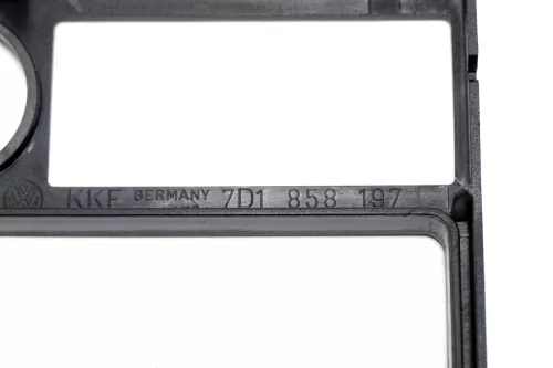 VW T4 Aschenbecher Zigarettenanzünder nur Abdeckung 7D1858197 (146766)