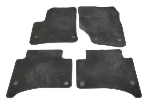 4x VW Touareg 7L Fußmatten Fußmatte vorne rechts links hinten 7L6862477N (147252)