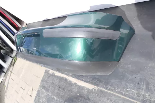 VW Golf 4 Limousine Stoßstange hinten Heckstoßstange Stoßfänger grün LC6M bright (147313)