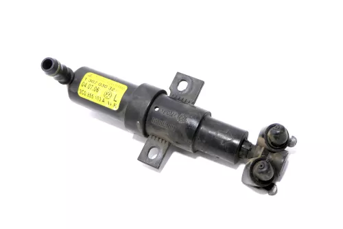 VW Passat 3C Düse Scheinwerferreininungsanlage 3C0955103A SWR Wischwasser links 