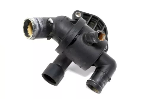 VW Polo Golf Octavia Thermostat Gehäuse Schlauch 1,2 03L121111S CAY CAYC CAYB