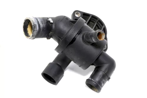 VW Polo Golf Octavia Thermostat Gehäuse Schlauch 1,2 03L121111S CAY CAYC CAYB (147668)