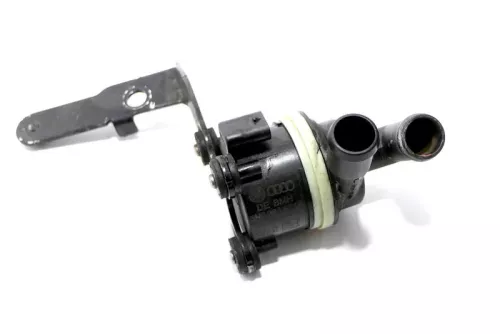 VW Audi Zusatzwasserpumpe Wasserpumpe Pumpe 5N0865561A ORIGINAL