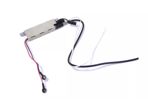 Audi A4 B5 Limousin Antenne 8D5035225D original Verstärker Antennenverstärker (147754)