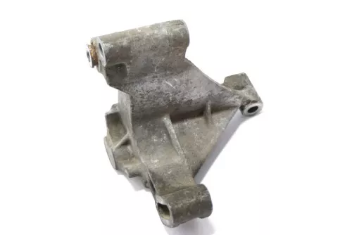 VW Golf Halter Konsole Lichtmaschine Servopumpe Träger 028145531C (147775)