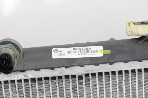 VW Polo 9N Ibiza Wasserkühler Kühler für Kühlmittel (147855)