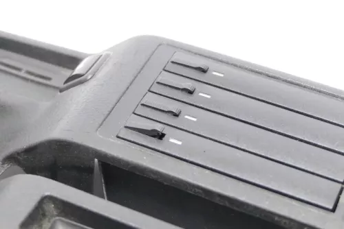 VW Passat 3B Mitteltunnel Mittelkonsole Abdeckung Verkleidung 3B0863319BM (148063)