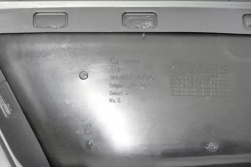 1x Golf 5 Limousine Türverkleidung Verkleidung Tür hinten rechts 4/5-Türer schwa (148439)