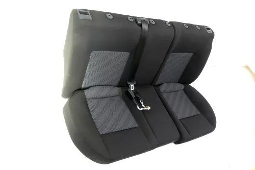 Seat Ibiza 6L Rückbank Rücksitzbank Sitz für Kopfstütze Sitzbank 3-Punkt Sitze (148450)