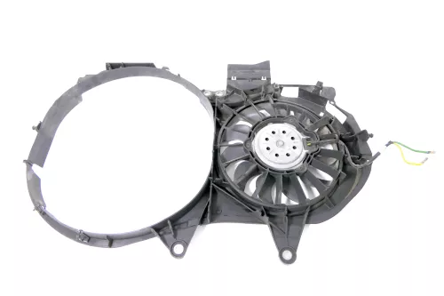 Audi A4 8E B6 Lüfterzarge Lüfter Kühlerlüfter Klimaanlage 8E0121205E Steuergerät