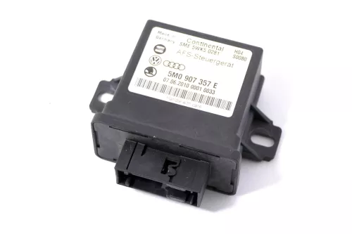 Passat 3C B8 automatische Leuchtweitenregulierung LWR Steuergerät 5M0907357E (148741)