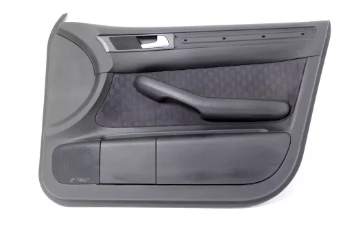 1x Audi A6 4B Türverkleidung Verkleidung Tür vorne rechts - schwarz soul (148799)