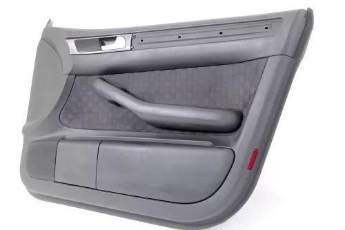 1x Audi A6 4B Türverkleidung Verkleidung Tür vorne rechts - schwarz soul (148799)
