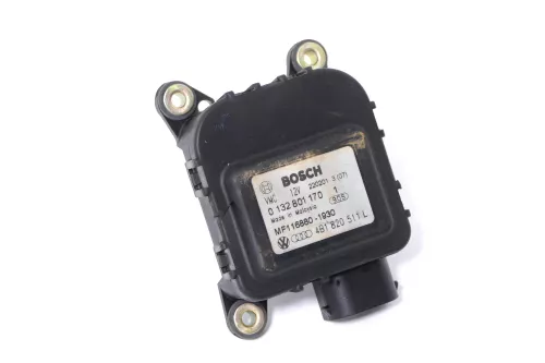 Audi A6 4B Stellmotor für Frischluftklappe Klimaanlage 4B1820511L