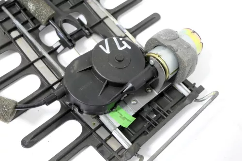 1x A6 4B Sitz vorne links / rechts Lendenwirbel Lendenwirbelstütze +Motor Recaro (149000)