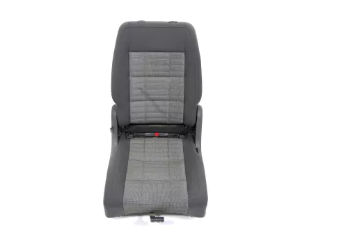 Touran Sitz hinten rechts (hinterm Beifahrersitz) Rücksitz hinten Isofix United (149045)