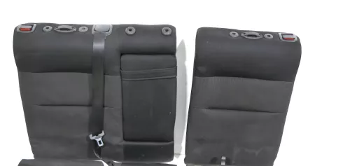 VW Passat 3B 3BG Kombi Variant Sitz Rückbank Rücksitzbank 3 Punkt Gurt Sport