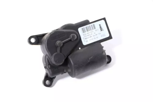Golf 7 Tigu Stellmotor für Umluftbetrieb Heizung Umluft Luftverteiler 5Q0907511