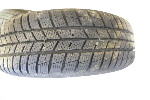 4x VW Golf 6 Plus 5M 195/65 R15 91T Winterreifen M+S Felgen Reifen M&S ca.8mm (149148)