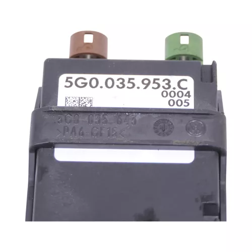 VW Golf T5 Passat USB-Verteiler 5G0035953C (149638)