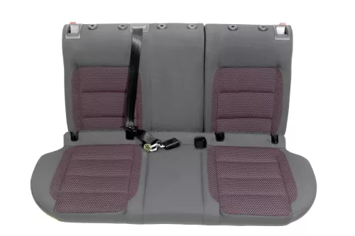 VW Golf 5 V Sitz Sitze hinten Rückbank Rücksitzbank rot anthrazit Lehne (150029)