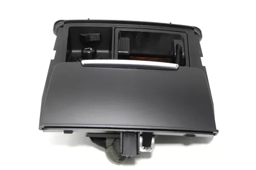 Audi A4 8K Aschenbecher vorne 8K0857951 (150136)