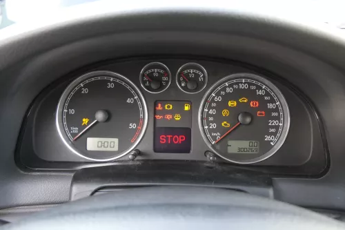 VW Passat 3BG Tacho Tachometer Kombiinstrument 300.000km 3B0920829A Diesel TDI (150355)