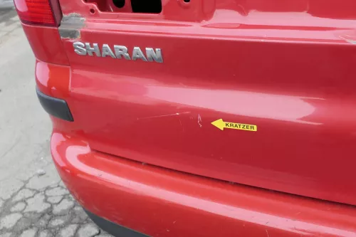 VW Sharan 7M 7M3 Heckklappe Scheibe  Klappe hinten ab Bj.2000 rot LD3W (150396)