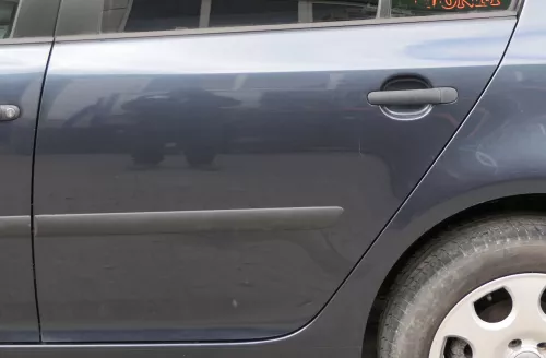 VW Golf 5 V 1K Tür nur das Türblatt hinten links 4/5-Türer blau LC5F (150459)
