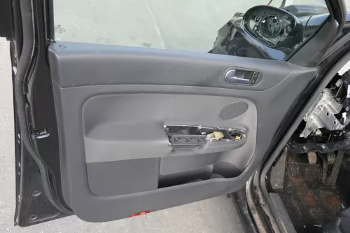 VW Golf 5 Plus 5M Türverkleidung Verkleidung Tür vorne links 5M0867011N (150472)