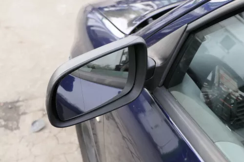 Skoda Octavia 1U elektrisch Spiegel Außenspiegel links mit Glas schwarz (150632)