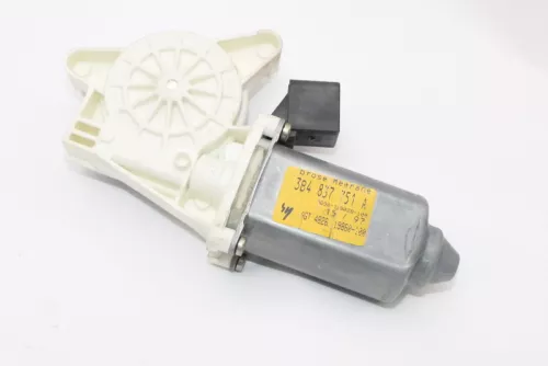 VW Passat 3B ektrischer Fensterheber vorne links 3B4837751A Fensterhebermotor (150819)