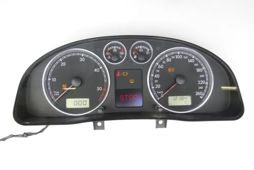 VW Passat 3BG Tacho Tachometer Kombiinstrument 121.000km 3B0920827A Diesel TDI (150899)