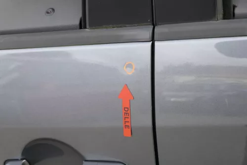 VW Touran 1T 1T3 Tür vorne links Fahrertür grau LD7X OHNE Anbauteile Platinumgre (150911)