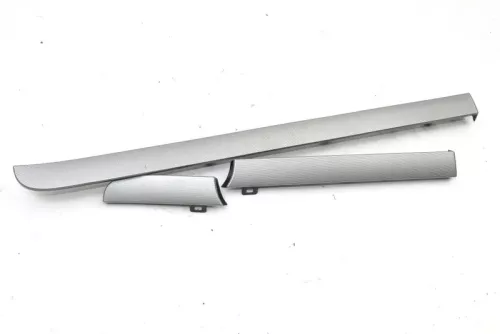 VW Touran Armaturenbrett Verkleidung Klappe Abdeckung Dekor silber netzoptik (151102)