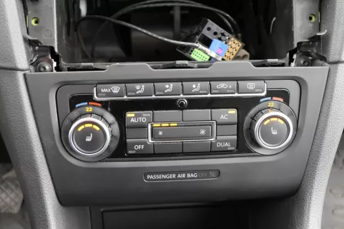 VW Passat 3C Steuergerät Klimaanlage Klimabedienteil 5K0907044BT Sitzheizung