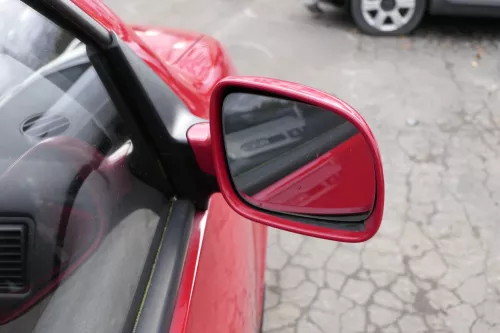 VW Golf 4 Bora manueller Spiegel vorne rechts Außenspiegel rot  (151279)