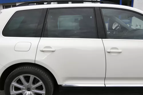VW Touareg 7L Tür hinten rechts weiß LR9A