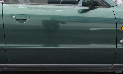 Audi A4 B5 Tür nur Türblatt vorn rechts Beifahrertür grün LZ6L Kombi Limo (151568)