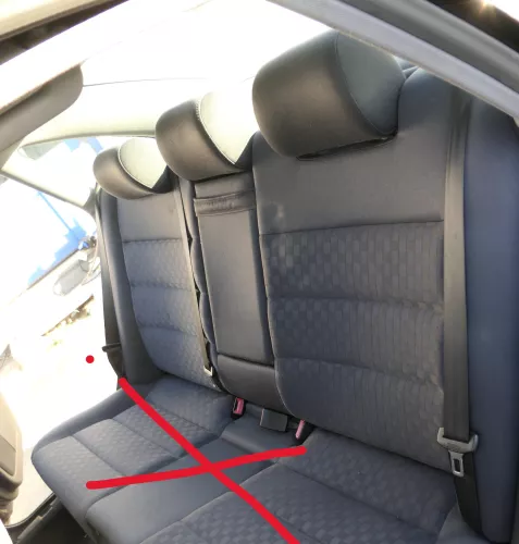 Audi A6 4B Limousine Rückbank Rücksitzbank Sitz Rücksitz 3 Punkt Gurt (151673)