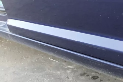 VW Touran 1T 1T3 Tür vorne rechts Beifahrertür blau LB5N indigoblau 151764 (151764)