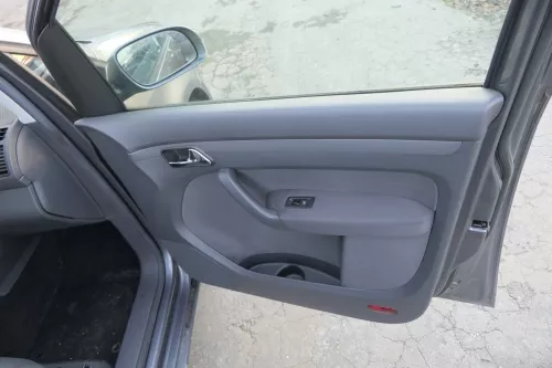 VW Touran 4x Türverkleidung Verkleidung Tür vorne +hinten links anthrazit  (151909)