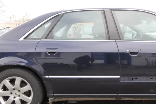Audi A8 4D Tür Türblatt hinten rechts blau LZ5L mit Rahmen (152159)