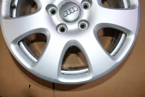 Audi Q7 Alufelgen Felge Felgen 4L0601025E  E7,5j x18 H2 ET 53 ohne Reifen 35674 (152255)