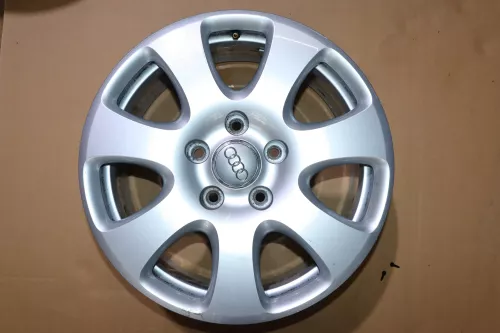 Audi Q7 Alufelgen Felge Felgen 4L0601025E  E7,5j x18 H2 ET 53 ohne Reifen 35674 (152255)