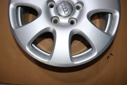 Audi Q7 Alufelgen Felge Felgen 4L0601025E  E7,5j x18 H2 ET 53 ohne Reifen 35674 (152255)